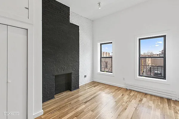Rented by Nolita Group | media 11