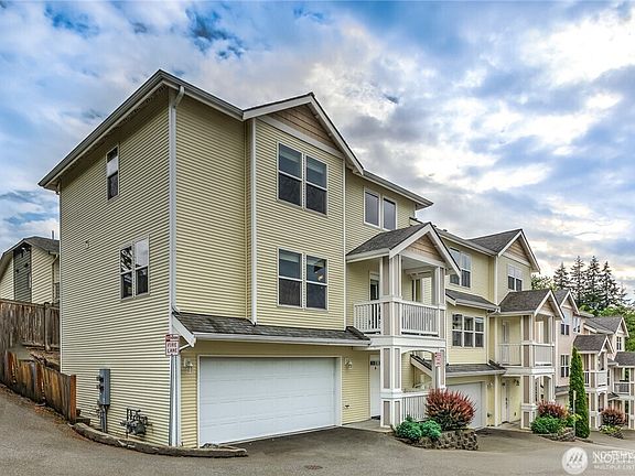 2nd image of 15410 40th Avenue W #8