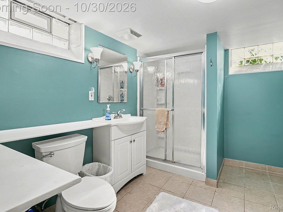 15510 Fox St, photo 17