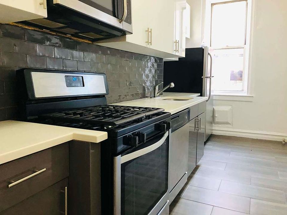 1st image of 2157 Ocean Ave #1P