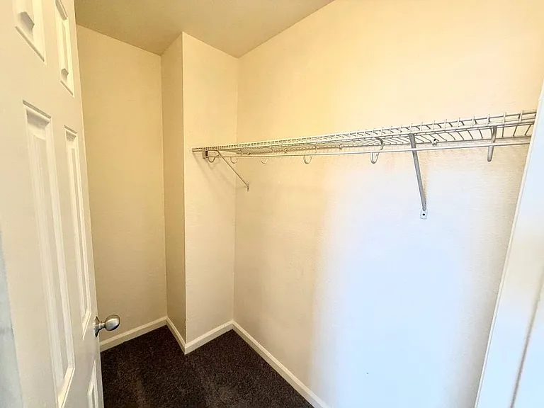 2941 Chavez Ln — Photo 17