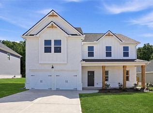 371 Orwell Dr, Social Circle, GA 30025