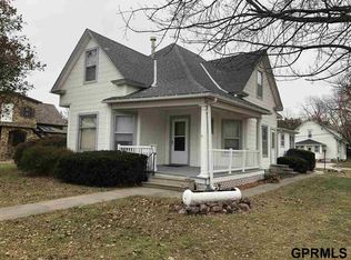 906 Kingwood Ave, Crete, NE 68333