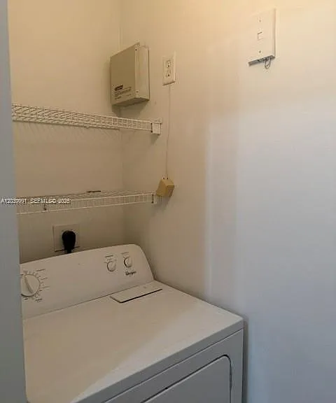 8030 N Nob Hill Rd #102 — Photo 18