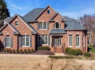 807 Ladykirk Ln, Greer, SC 29650