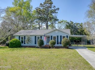 200 Newton Rd, Hampstead, NC 28443