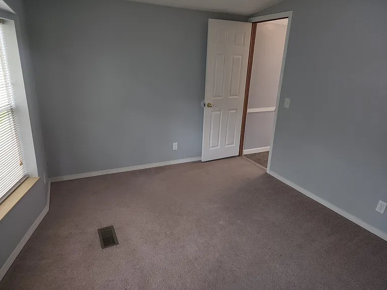 6806 Tree Top Dr — Photo 20