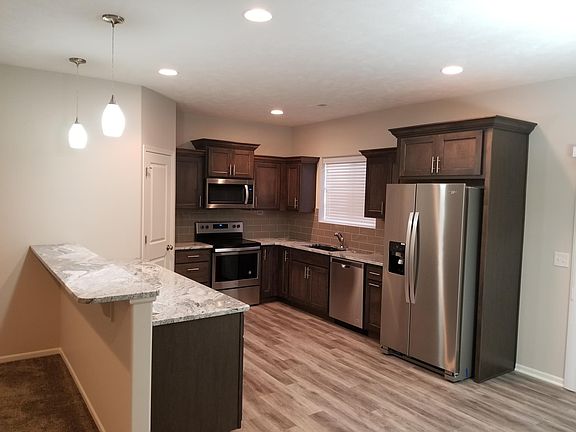 2nd image of 3754 Cabo Dr
