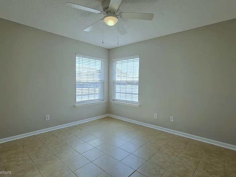 8642 Southbridge Dr #A — Photo 14