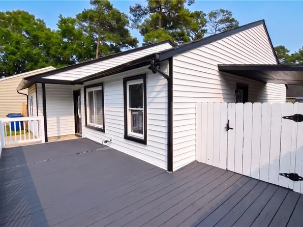 1518 Snowbird Ct, Virginia Beach, VA 23454