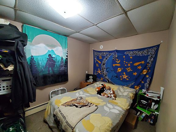 5th image of 2416 Olive St #6