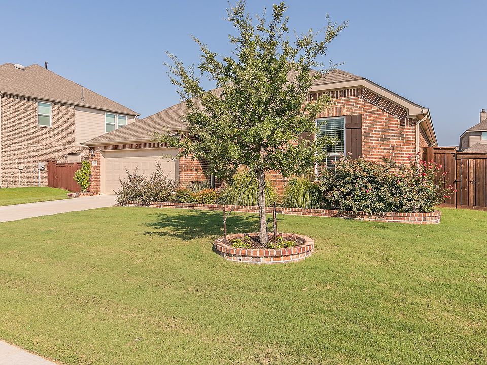 1st image of 2616 Chadwick Ln