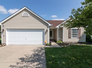 2 Rolling Hills Dr, Franklin, OH 45005