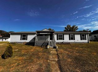 450 W Broad St, Lyons, IN 47443