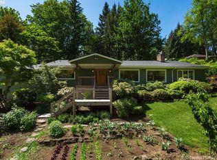 7415 SW Canyon Dr, Portland, OR 97225