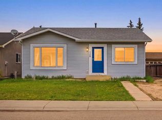 128 S Ridgegate Way SW, Airdrie, AB T4B1A9