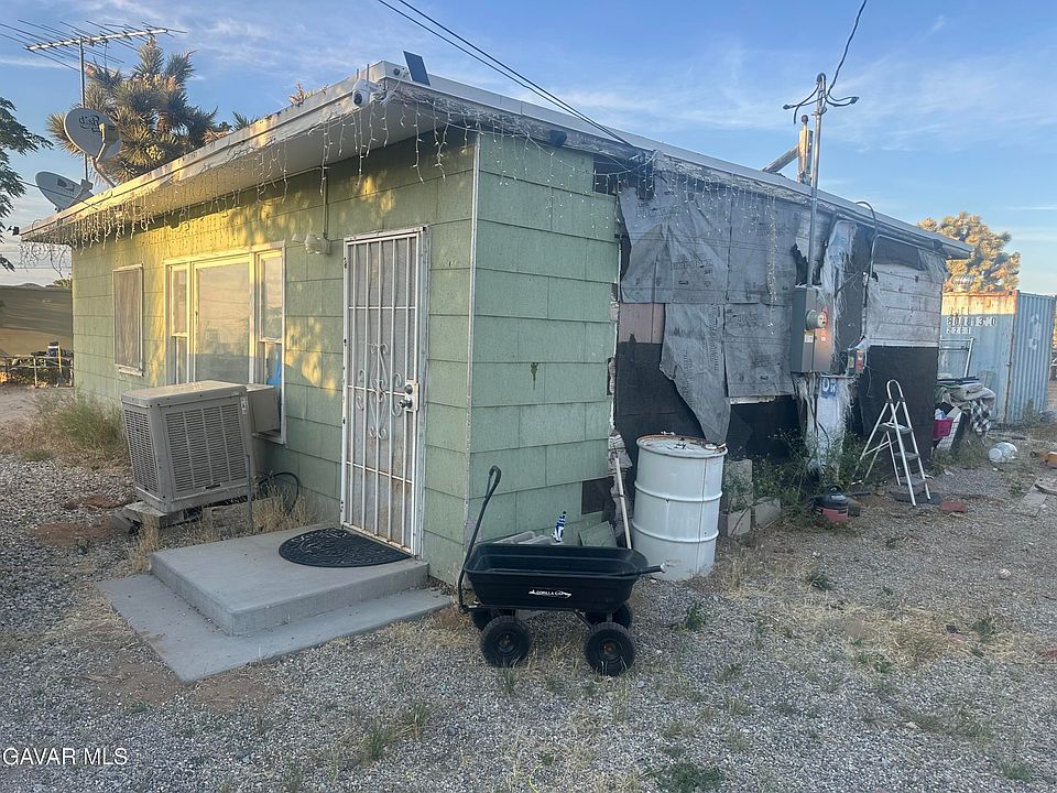 1st image of 41120 15th St W