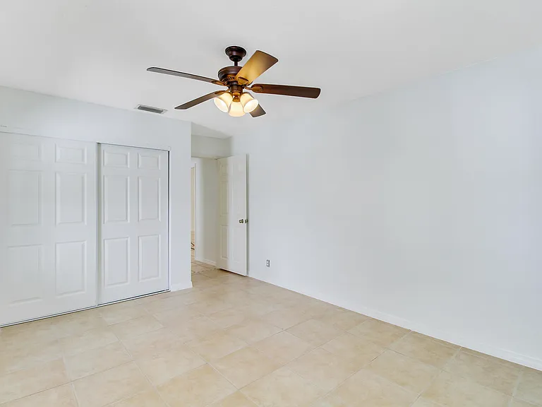 6118 Barbara St — Photo 20