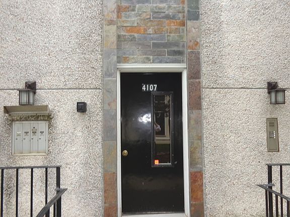 2nd image of 4107 W 98th St