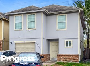 4934 N Cancun Dr, Houston, TX 77045
