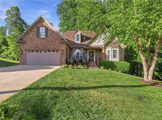 4693 Kellys Trail Ct, Winston Salem, NC 27101