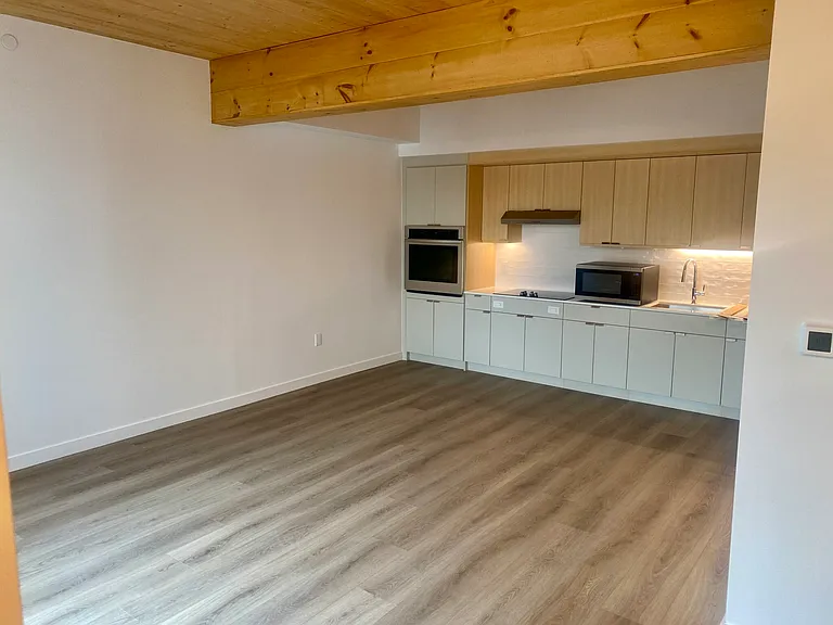 154 Broadway #210 — Photo 6