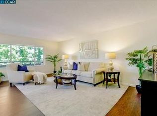 1901 Skycrest Dr APT 2, Walnut Creek, CA 94595