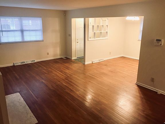 2nd image of 1312 Crestwood Ave