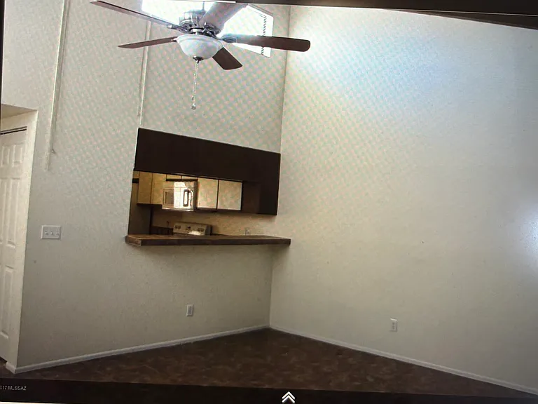3629 N Forgeus Ave — Photo 7