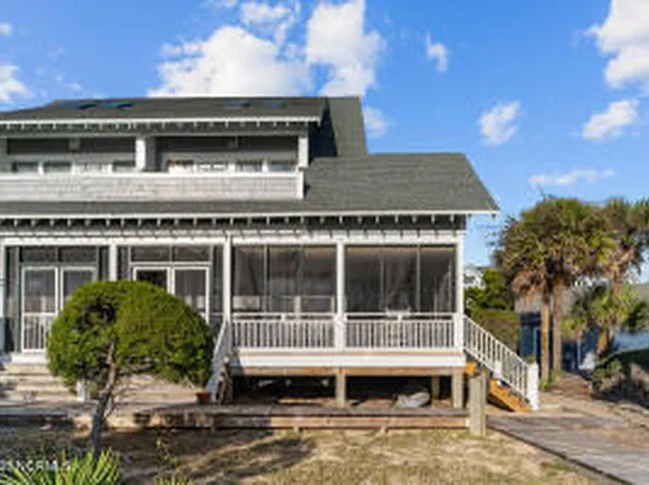 10 Scotch Bonnet Ln #B, Southport, NC 28461