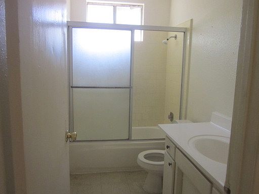 5th image of 1017 W Goshen Ave APT A