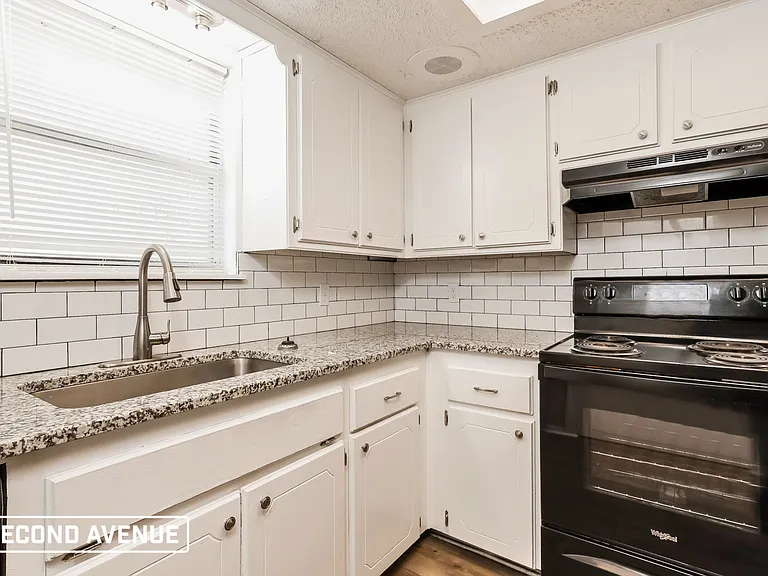 3741 SE 48th Pl — Photo 9