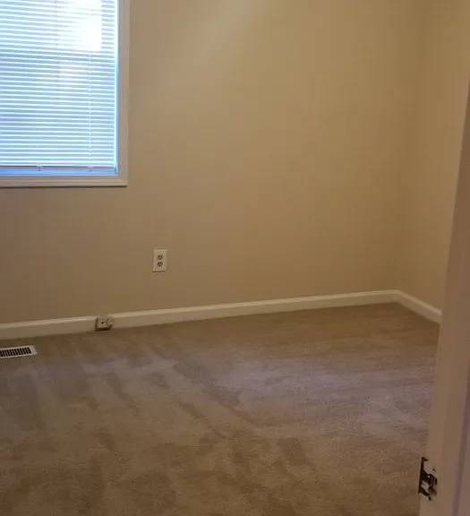 3526 Hopkins Ct — Photo 8