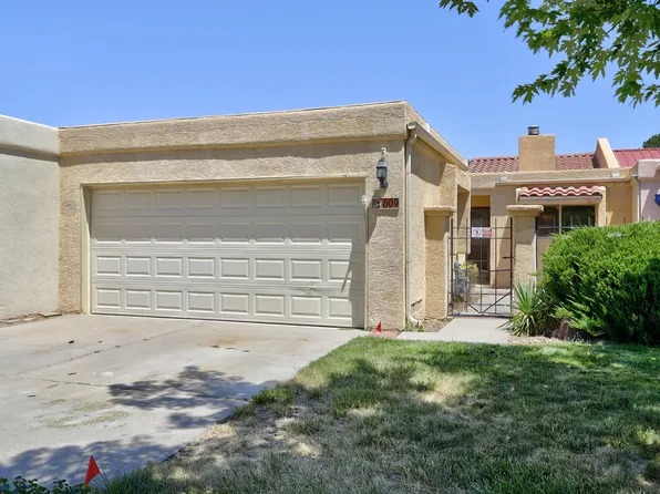 609 Meadow Green Ct SE, Albuquerque, NM 87123