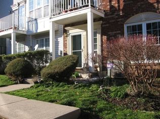 168 Sapphire Ln #557, Franklin Park, NJ 08823