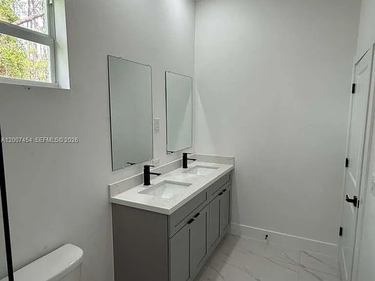 723 Epps Brown St E — Photo 23