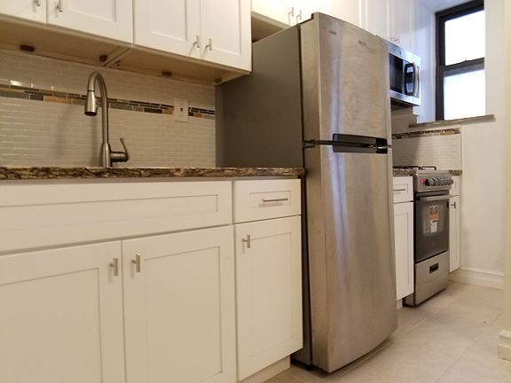 4th image of 3405 Kings Hwy APT 3A