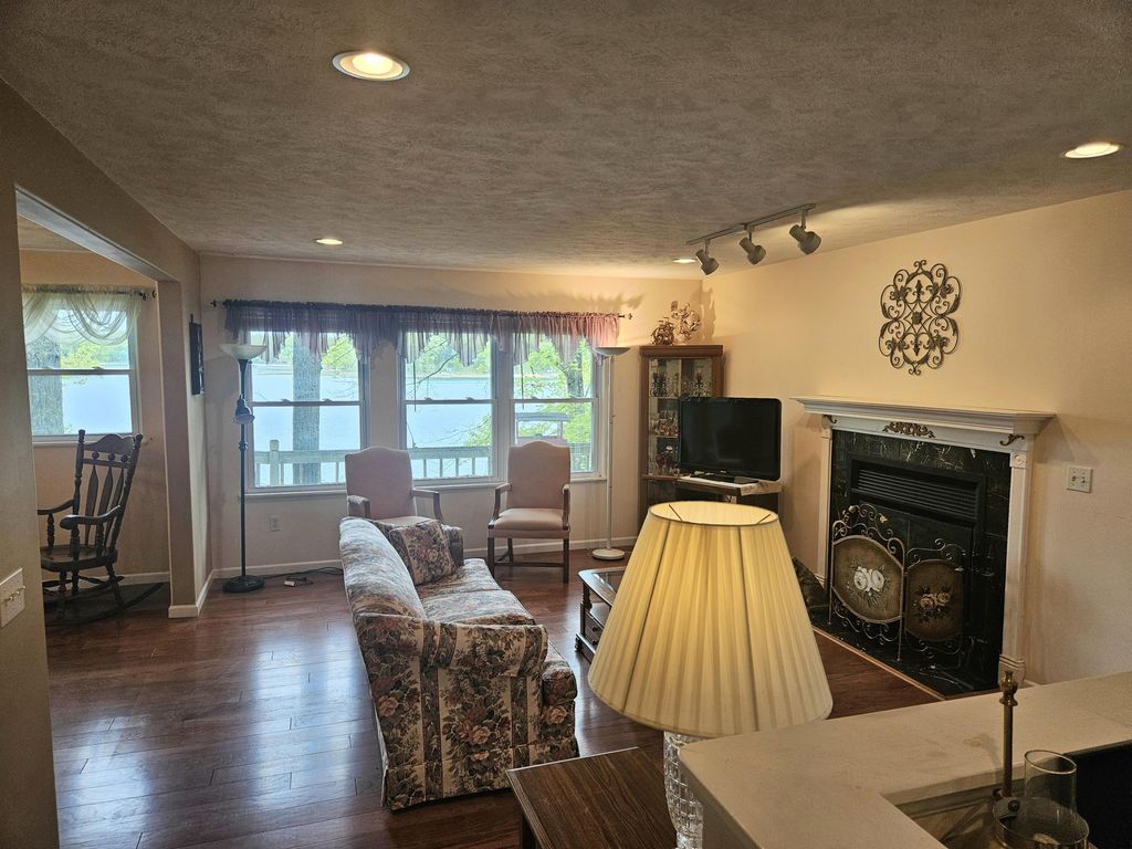 8862 W Rainbow Lake Dr, Baldwin, MI - More