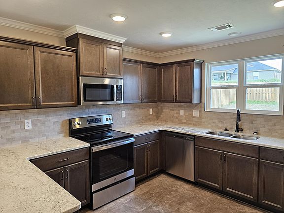 4th image of 3095 Easton Drive