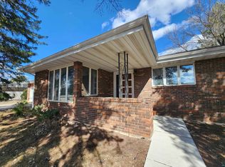 104 W 12th Ave, Virginia, MN 55792