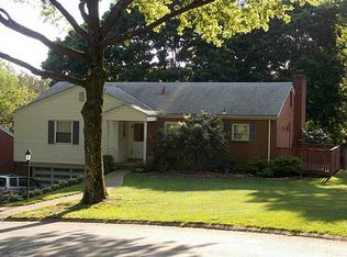 314 Stoneledge Dr, Pittsburgh, PA 15235