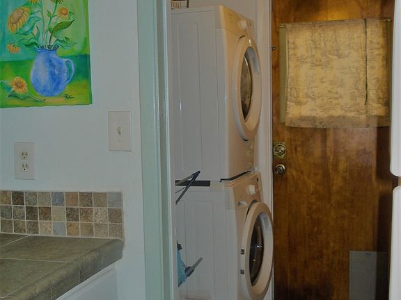 5th image of 6542 N 7th Ave Unit 3