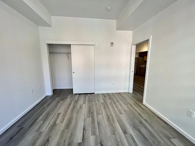 725 W Pratt St. — Photo 160