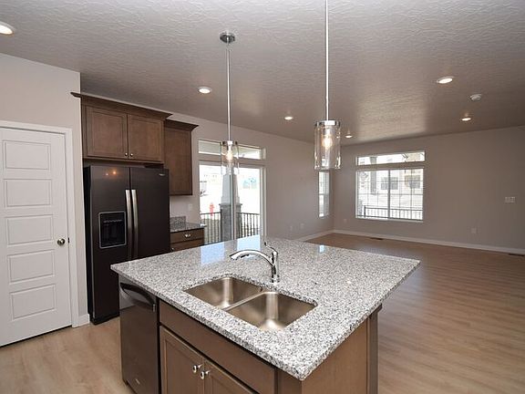 5th image of 4378 W Dixon Way