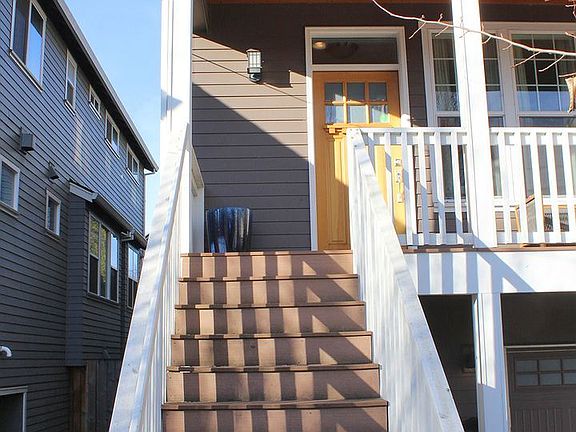 3rd image of 3625 NE 14th Ave #10871460