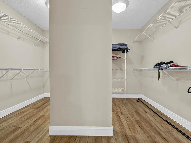 10290 NW 60th Pl — Photo 50