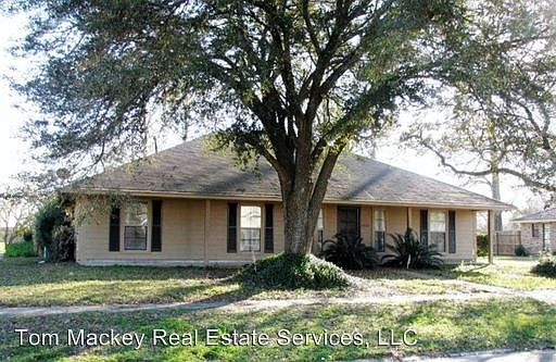 2nd image of 15444 Banyanwood Ave