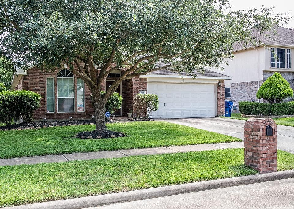 1st image of 19923 Upland Creek Dr