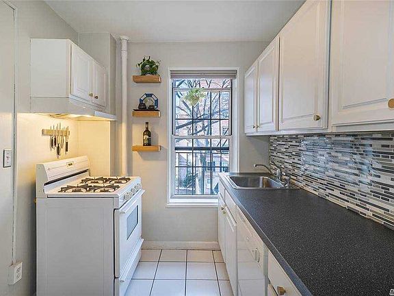 5th image of 5140 30th Ave #4E