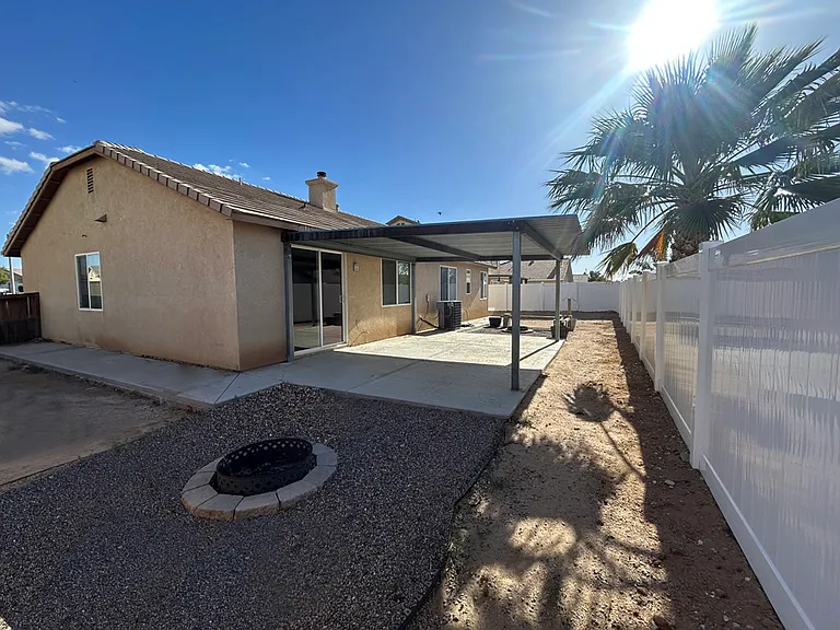 12982 Dos Palmas Rd — Photo 27